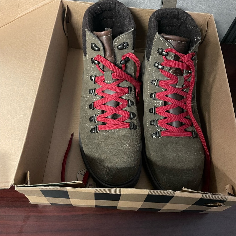 Mens Hiking Boots with Red Laces